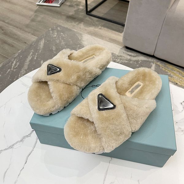 

autumn and winter new triangular standard flat bottomed women's slipper with loose cross wool slippers, Black