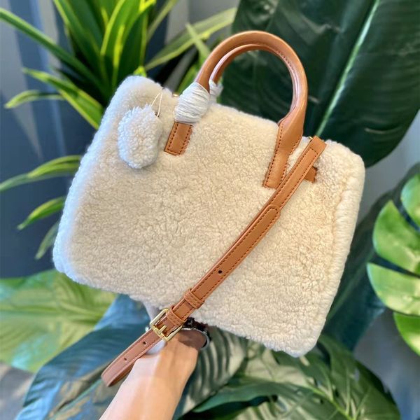 

designer wallet cross body totes shoulder bags handbags luxury bag crossbody tote comfortable and soft pure lamb wool high-quality with orig