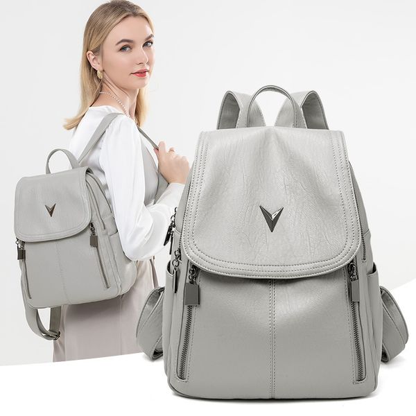 

2021 autumn winter new korean version easy to carry backpack women's trend large capacity schoolbag leisure travel bag light and