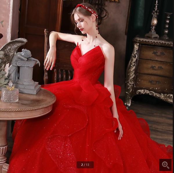 

2021 robe deÂ mariage red tulle ball gown wedding dresses v neck princess puffy ruffled court train bridal gowns luxury corset stylish bride, White