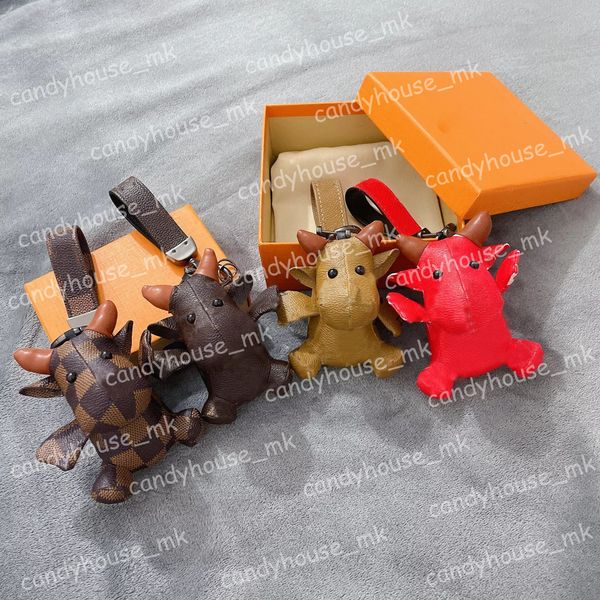 

4 colors designer animal cow car keychain brown brand flower letter print bag pendant charm jewelry key ring holder pu leather key chain acc, Slivery;golden