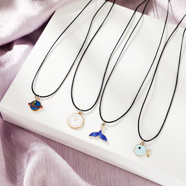 

style cartoon girl heart little girl necklace girl lovers friend student necklace clavicle chain, Silver