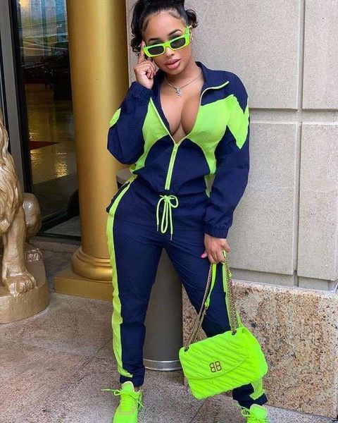 

pieces tracksuits two women's of loose fitting sportswear, Gray