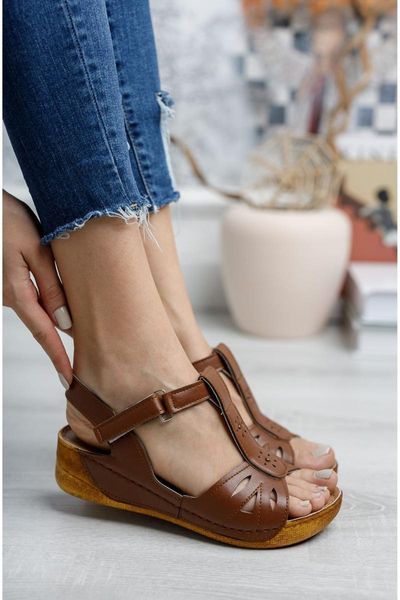 

sandals post, Black
