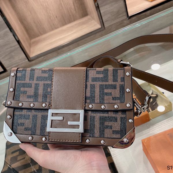 

21 baguette trunk luxuryss designerss yw