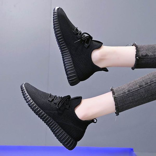 

professional flat classic running shoes original breathable men's women's outdoor lawn runners casual sports sneakers ale trainers