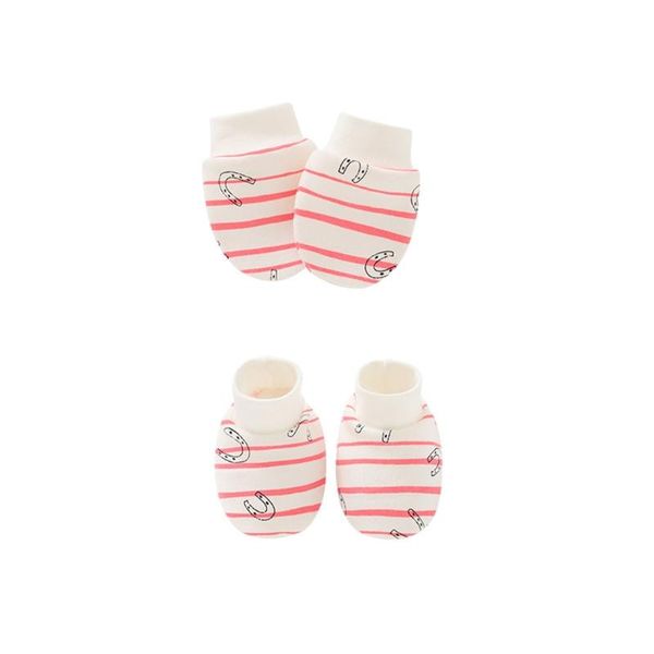 

hair accessories baby anti scratching cotton gloves+ears hat+foot cover set mittens socks beanie, Slivery;white
