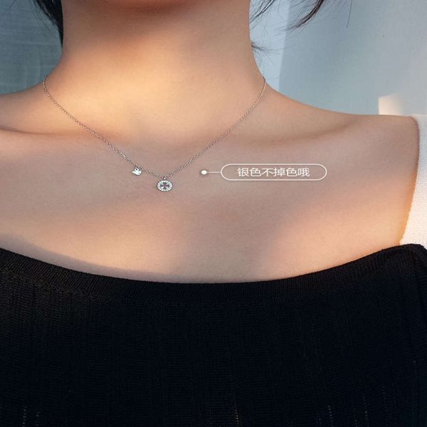 

s925 silver clover necklace women's korean version simple niche design fashion net red clavicle chain hollow pendant, Black