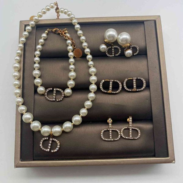 

chains 14k gold necklace for women dijia / d's cd inlaid with diamond letters, pearl necklace, bracelet, women's fashion earrings, Silver
