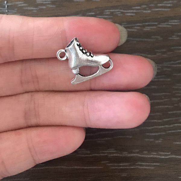

antique silver color ice skate charms zinc alloy pendant charm for bracelets necklaces earrings book marks key chains diy jewelry making, Bronze;silver