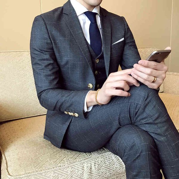 

men's suits & blazers leisure plaid suit, high-end evening , bridegroom's business three piece wedding (jacket, vest, trousers), White;black