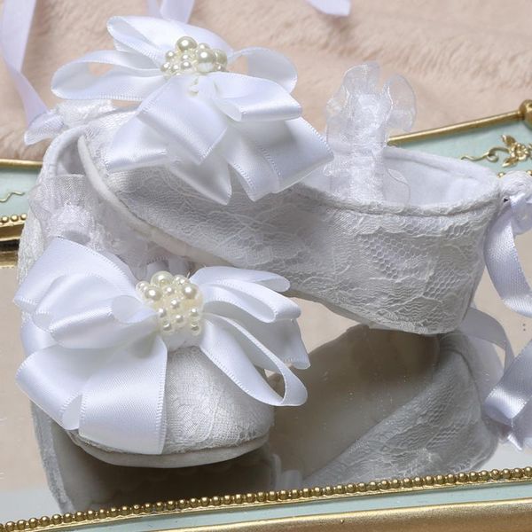 

first walkers baby shoes 2021 infant walker bowknot pearl soft soled born girl boy sneaker lace streamer solid color
