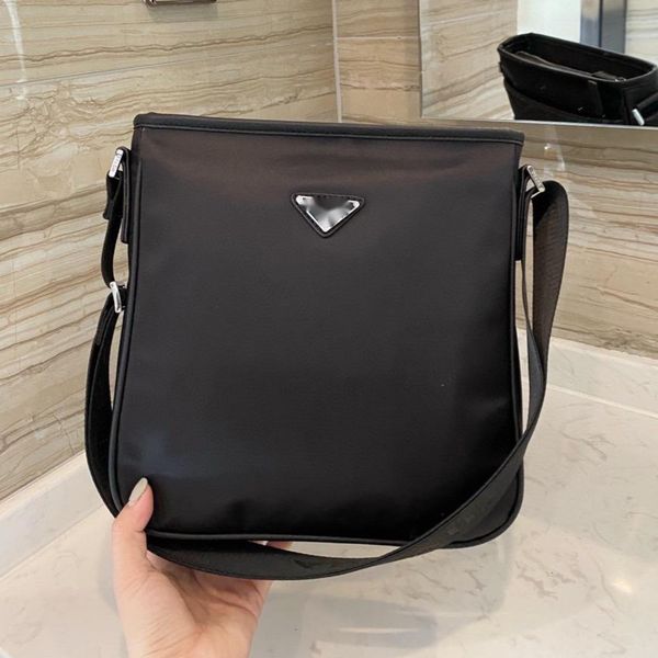 

designer akend men's p family diagonal straddle parachute cloth large capacity pujia double sided shou zhouzhoubao123 telfar bags