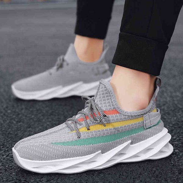 

men's shoes 2021 autumn sports breathable casual running flying woven mesh tidal board men's, Black