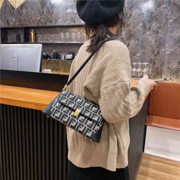 

women's bag new and winter versatile mother's bag messenger style texture one shoulder purse