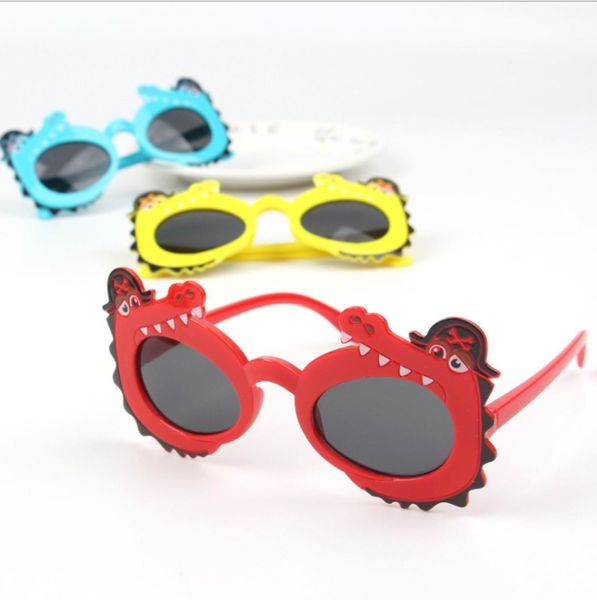 2-6 Jahre alte Kinder Jungen Baby niedliche Cartoon-Piraten-Spielzeug-Sonnenbrille Mädchen Sonnenschutz-Sonnenbrille Flut schnelles Schiff