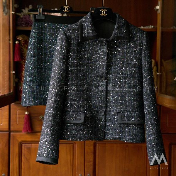 

women's wool & blends sparkling sequins tweed and satin lapel coat autumn 2021 fashion top, Black