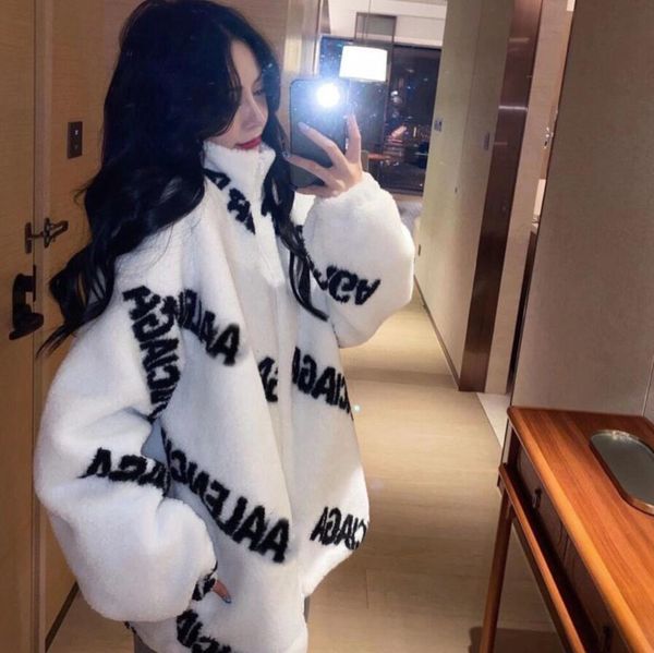 

autumn and winter vintage classic jacket fashion balengacia sweater men women with the same knitwear hoodies lamb wool coat thickened loose, Black;brown