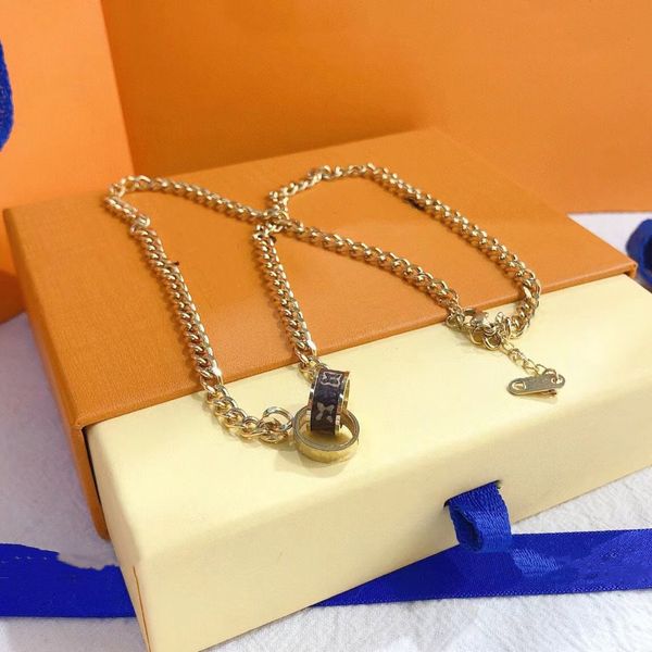 

2021 luxurys sale pendant necklaces fashion for man woman inverted triangle designers brand jewelry mens womens highly optional, Silver