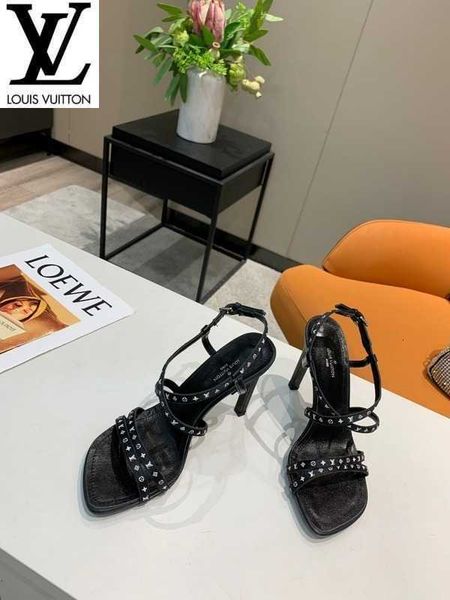 

slides sneakers designer loafers luxury slippers mules women pumps high ballerinas heels dress shoes sandals fprx, Black;white