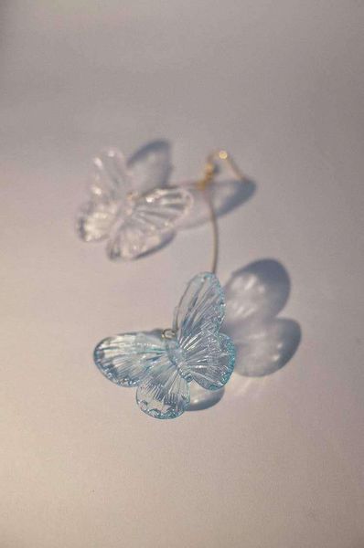 

dangle & chandelier design multicolor resin butterfly korean earrings for women girlfriend party wedding jewelry vintage exquisite animal ea, Silver