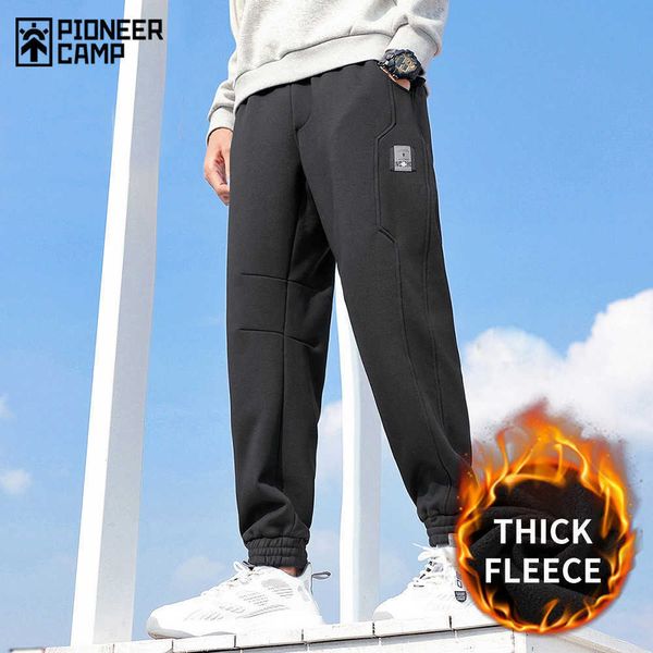 Pioneer Camp 2021 Herren Jogger Jogginghose Sport Dickes Fleece Schwarz Dunkelgrau Übergroße Herrenhose AZR005104 P0811