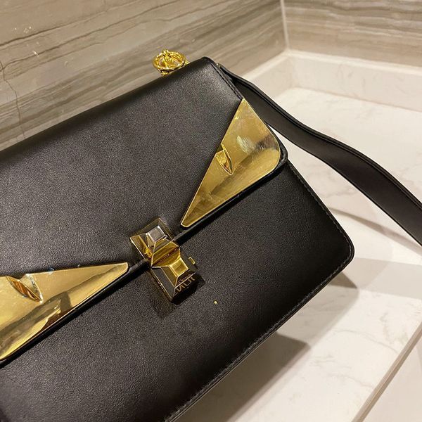 

2021 women handbags fashion leather handbag fd color contrast one shoulder messenger kan i devil eye small square bag zmm