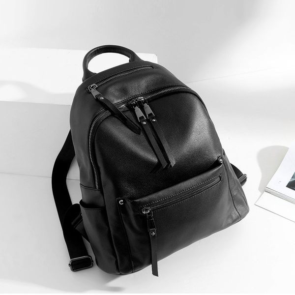 

2021 Top Women's Travel Leather Bag Large Capacity Backpack
