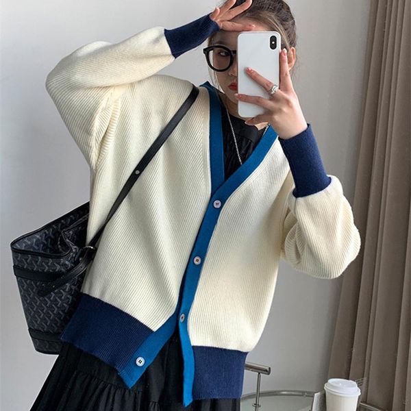 

women's knits & tees [ewq] fashion chic color matching knitted cardigan women autumn 2021 v-neck loose single breasted long sleeve swea, White