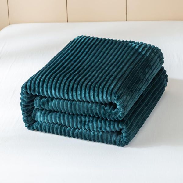 

blankets bonenjoy flannel blanket for bed green color soft warm plaid sofa queen/king size bedspread on the beds coral fleece