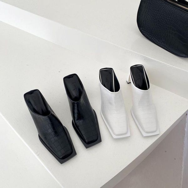 

women's slippers 2021 early spring stone grain square thick with british style muller shoes, Black
