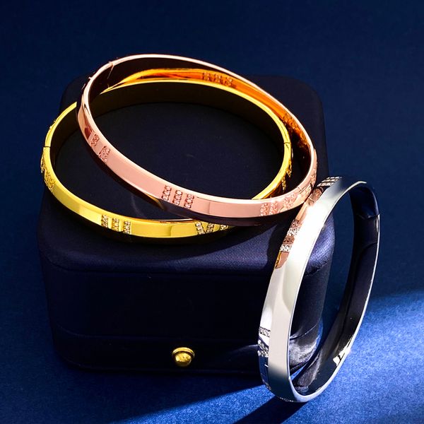 

2022 tstainless steel bangle valentine's day bracelet diamond cuff women fashion jewelry for lover gift accessories with jewelry pouche, Black