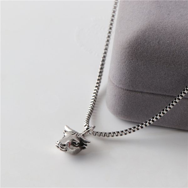 

ladies fashion jewelry ancient classic cow head necklace hip hop personality ins pendant men and women lovers versatile gift pendant, Silver