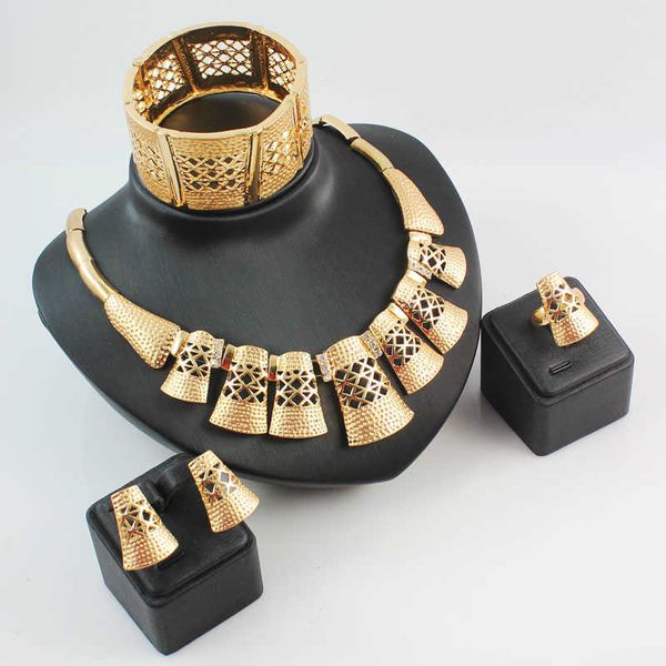 Африканский костюм ювелирные изделия набор золота цвет кристалл женщины мода свадьба свадебные аксессуары ожерелье браслет серьги набор H1022
