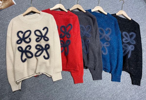 

european station 2021 popular wool bottoming, White;black
