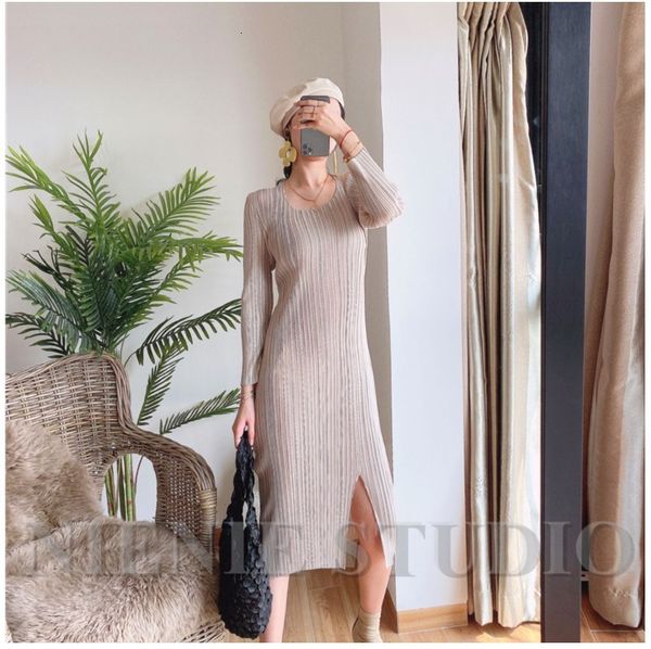 

dress miyake elegant fashion fold long-sleeve solid o-neck, Black;gray