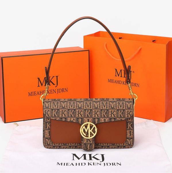 

news high-quality women's shoulder bags european and american retro platinum bag