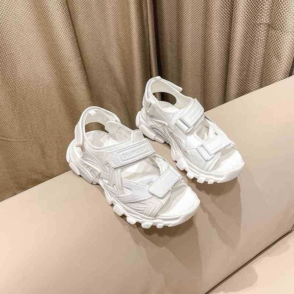 

paris three generation sandals women's summer 2021 new ins fairy style students versatile thick soled sports beach shoes zlh, Black