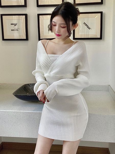 

autumn wrap hip long sleeve grey strapless knitted dress mini fake two pieces white slim wild fashion vestido feminino 220308, Black;gray