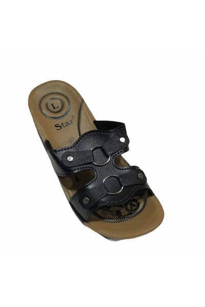

women's black slippers