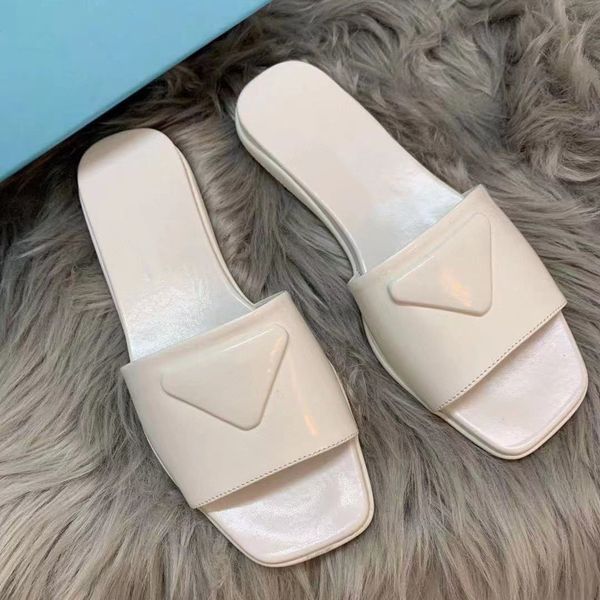 

slippers sandals 2021 summer new p family casual sandals square triangle net red, the same variety of white wear flat slippers zly zly, Black