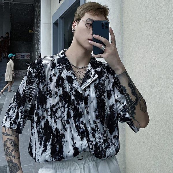 

men's casual shirts short sleeve sanzhai pleated design fashion korean summer thin tie dyed cuban collar shirt for men, White;black