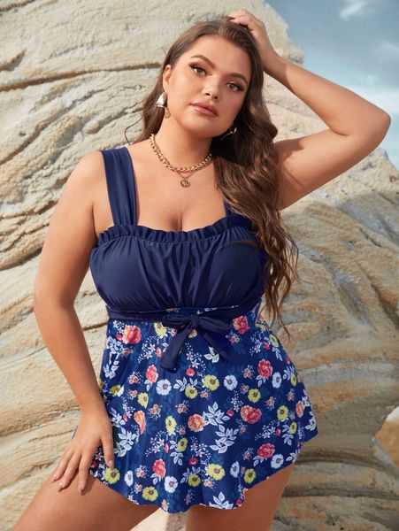 

plus floral print ruched bust swim dress with shorts a1nu#, Black