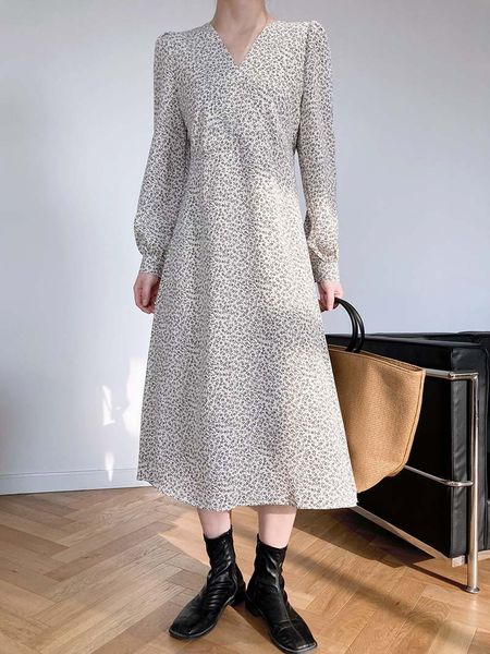 

women's t-shirt v-neck floral spring temperament french a-line mid-calf vestidos vintage chiffon vzu5, White