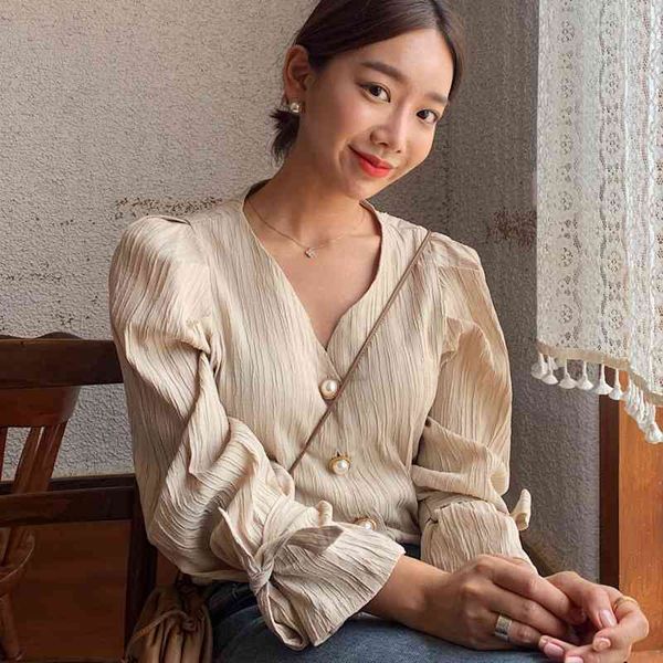 

korean retro elegance casual sweet solid pearls chic fresh loose vintage all match women shirts 210412, White