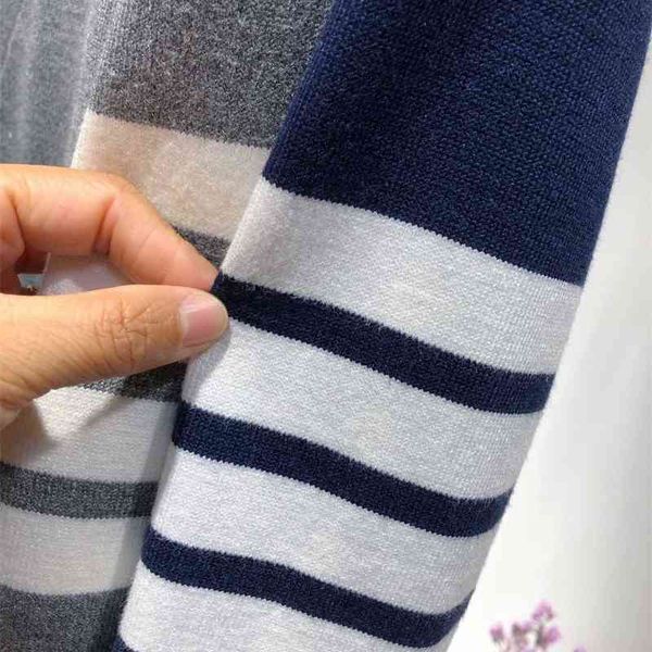 

korean version of new solid color tb cardigan couple sweater jacket four bar splicing v-neck outside1, Black