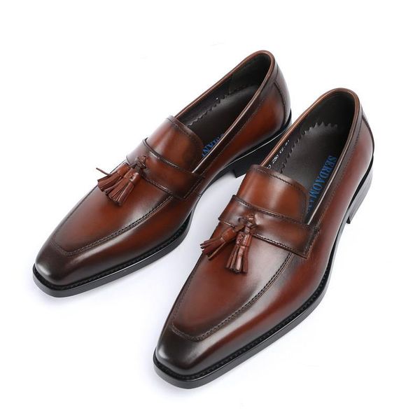

british pointed-toe business single leather shoes, tassel set foot men's loafe dress shoes, Black