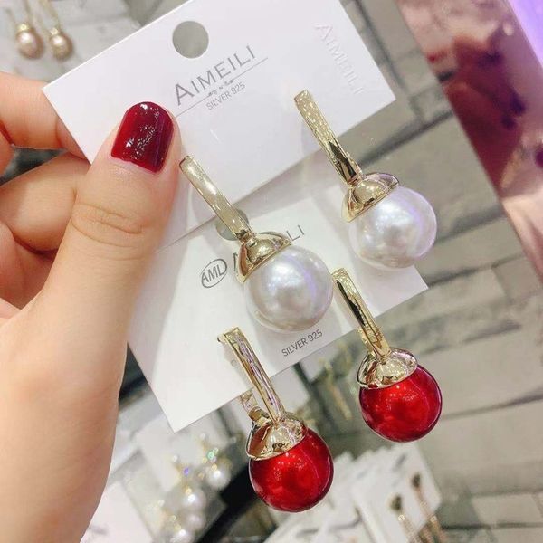 

2021 designers women's earringsneedle 925 silver new square buckle pearl east gate net red exaggerated cold air temperament bai da, Golden