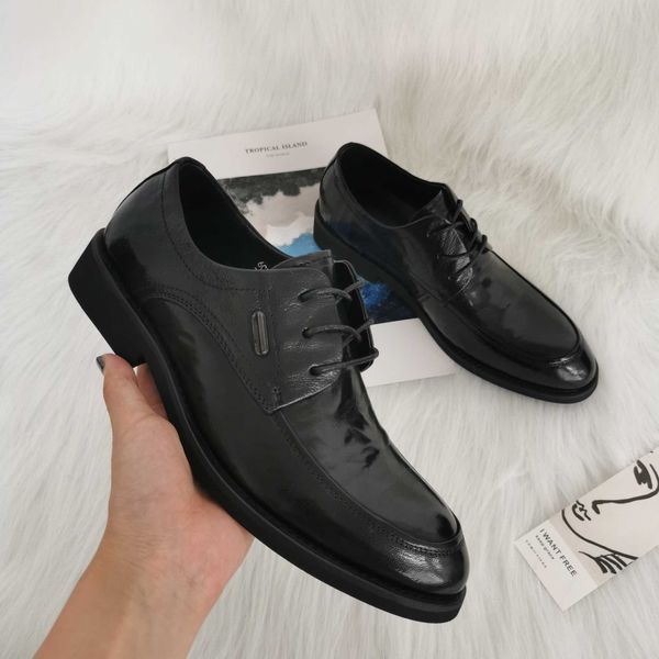 

2021 autumn and winter new 's business dress gentleman british style soft bottom black professional casual shoes men