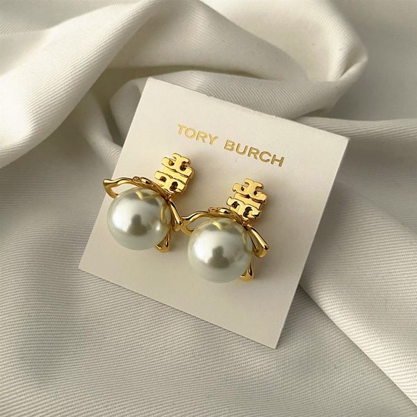

70% off luxury jewelry jewelry metal texture brass plated 18k gold tb pearl earrings, Golden;silver